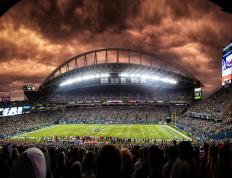 IM体育平台-北欧战车的精准制导，当瑞典的钢铁洪流碾过匈牙利，久保建英的匕首刺穿黑夜