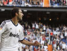 IM体育官方平台-晋地烽火遇洛城铁闸，伦纳德攻防两端统治，快船力克山西