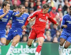 IM体育动画直播通道-莱万关键回合不手软，曼联争冠战胜出国际米兰