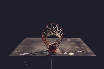 IM体育注册链接-赛道新秩序，皮亚斯特里领军迈凯伦，梅赛德斯全面压制威廉姆斯