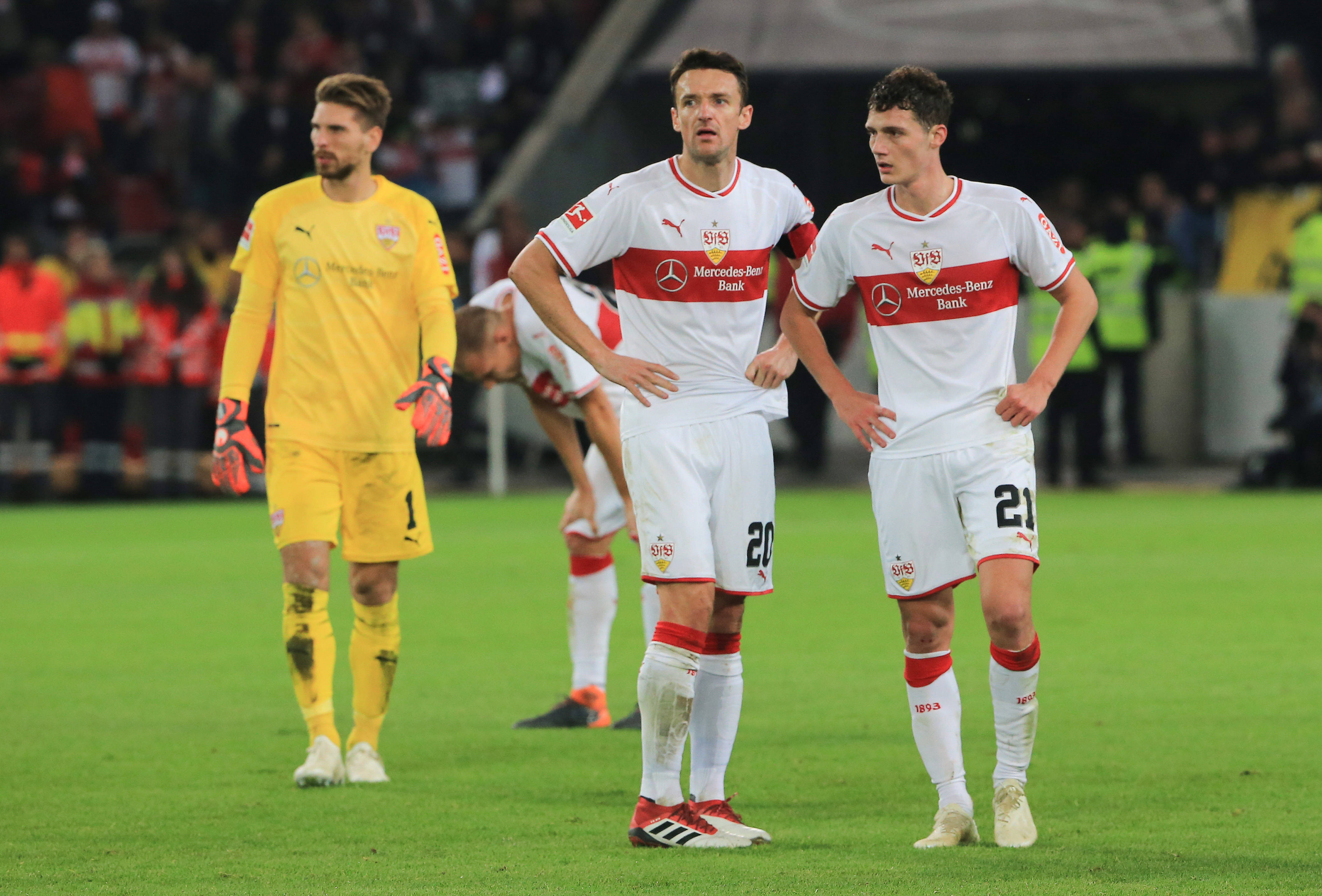 IM体育app-汉达诺维奇和梅西大赞塞尔塔球员：他是西甲最好射手之一