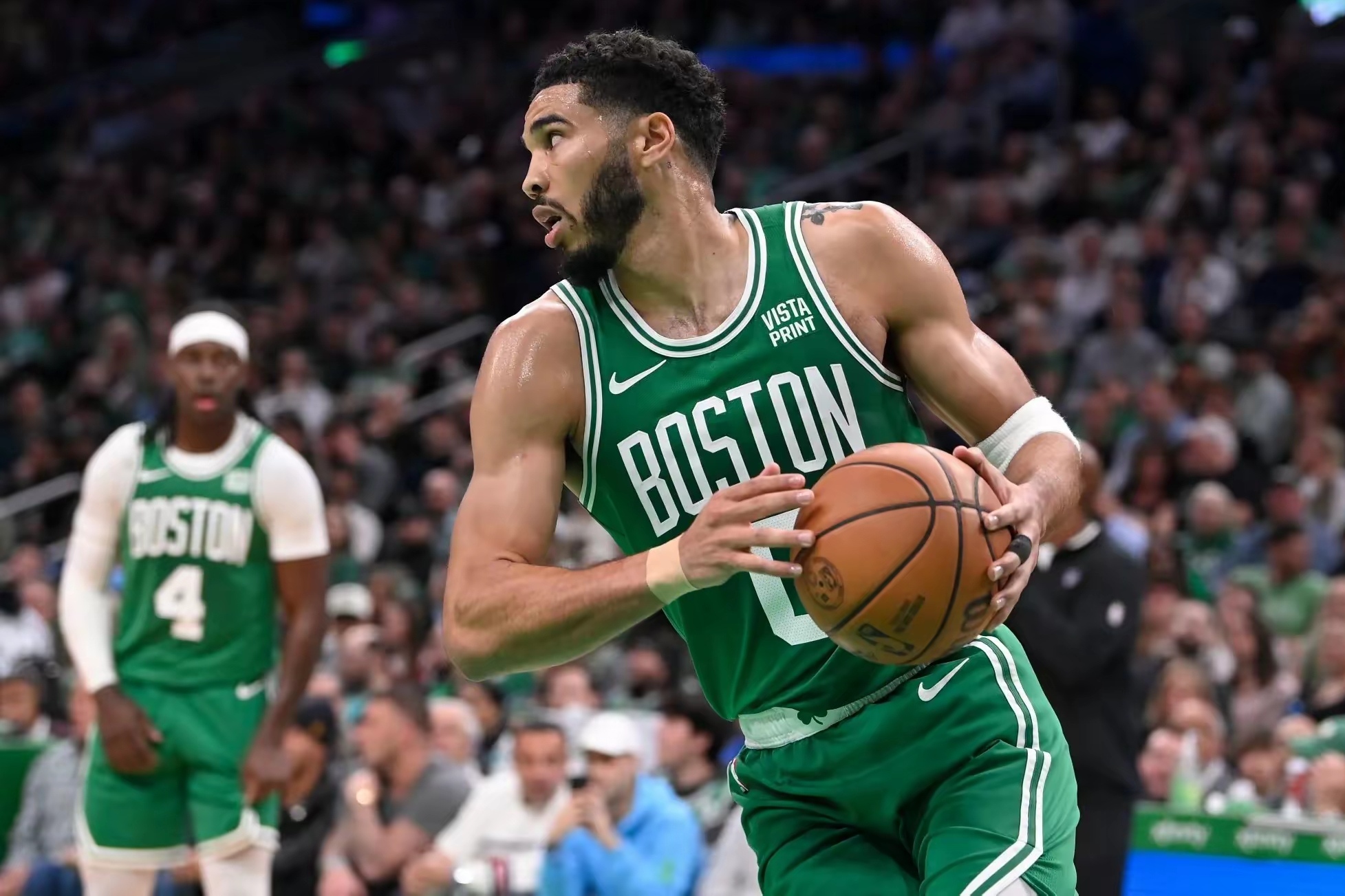 IM体育官方平台-凯尔特人B队绝地反击爵士,保罗送出助攻