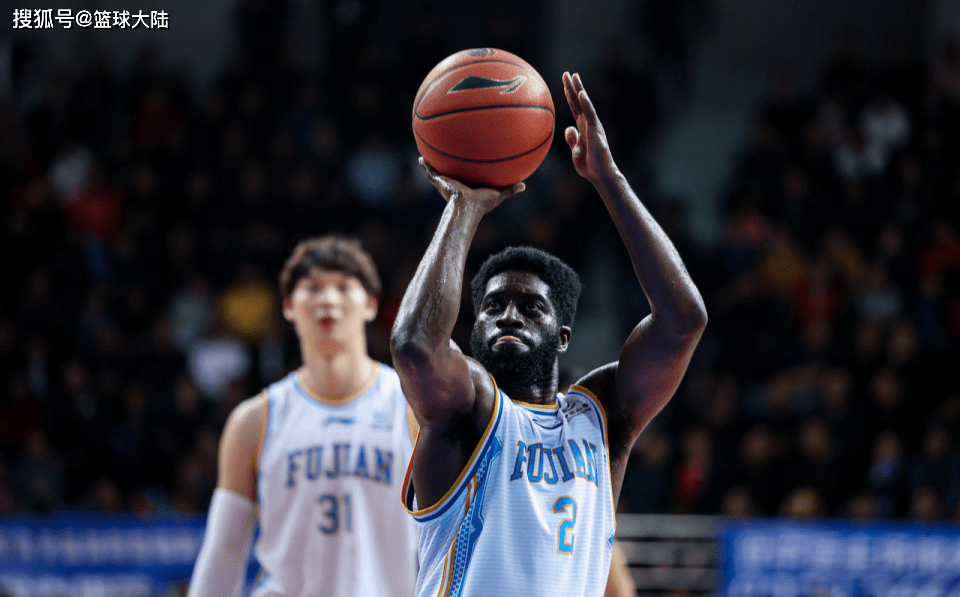 IM体育赛事直播入口-太阳后卫挥泪告别球场，留下感人一幕的简单介绍