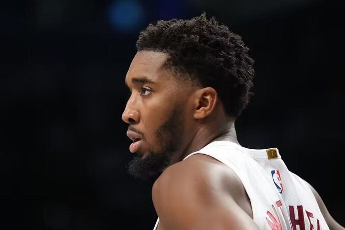 IM体育官方网-包含山西队绝杀骑士，米切尔状态火热的词条